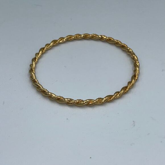 Twisted Rope Design Goldtone Bangle - Picture 4 of 4